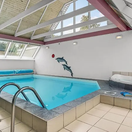 In With Sauna 別荘