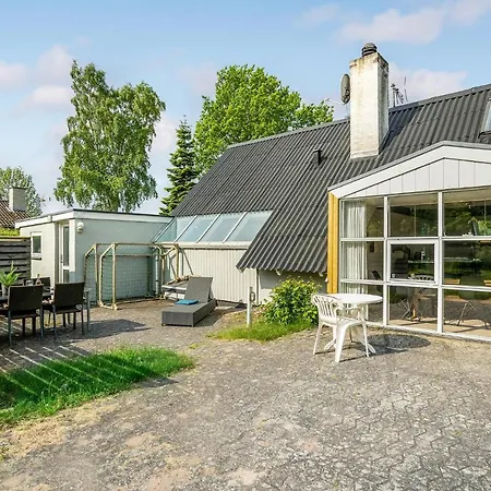 Holiday home In With Sauna Glesborg